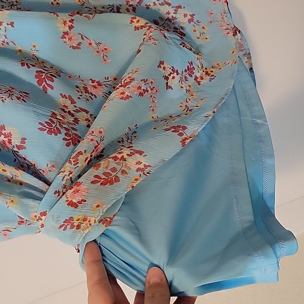 LC Lauren Conrad Blue, Red, Pink and Yellow Flutter Sleeve Blouse - Picture 5 of 8